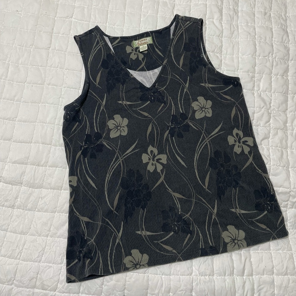 Tommy Bahama tank top size M